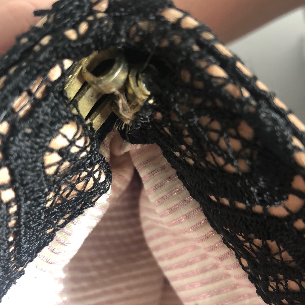 Lauren Merkin black/nude lace clutch - Picture 6 of 6